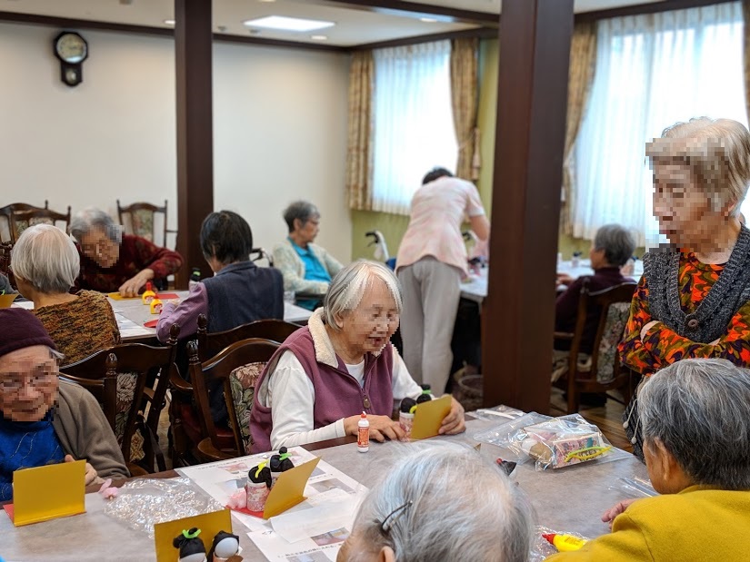 香りを活用したレクリエーションの提供